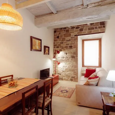 Winding Village Bilo Trevi